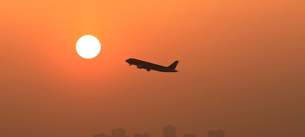 「ルーク・ディナーナイト 2025」〜航空写真家ルーク・オザワがご案内する情景的ヒコーキ写真の魅力〜