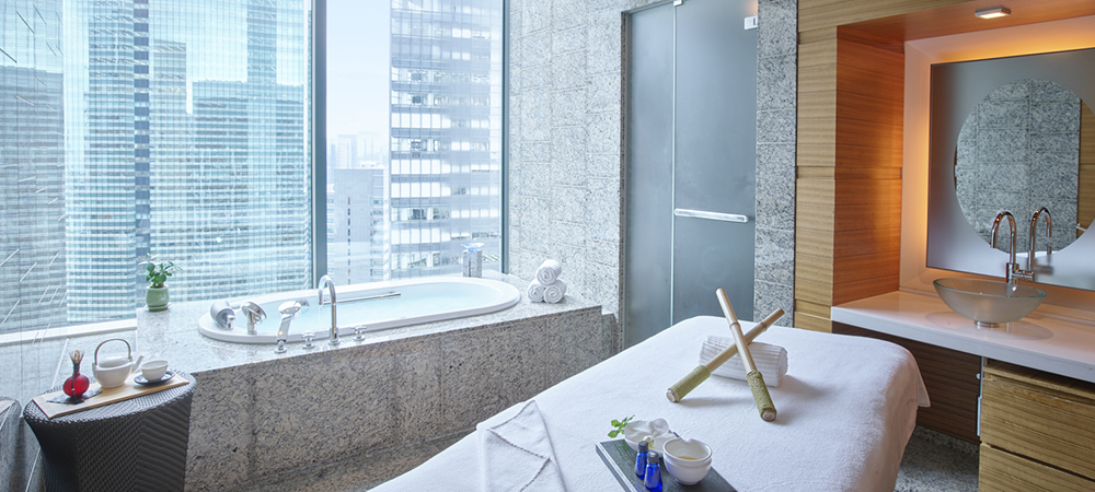 【Weekday】Double Your Pleasure at Conrad Tokyo, with the new Spa and Sweets Set